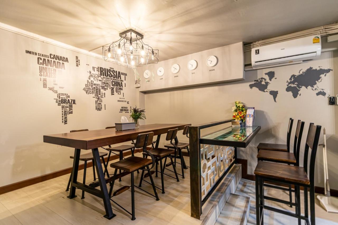 Snoozzze Hostel ใกล้รถไฟฟ้า ย่านบางรัก (Adults Only) Bangkok Exterior foto
