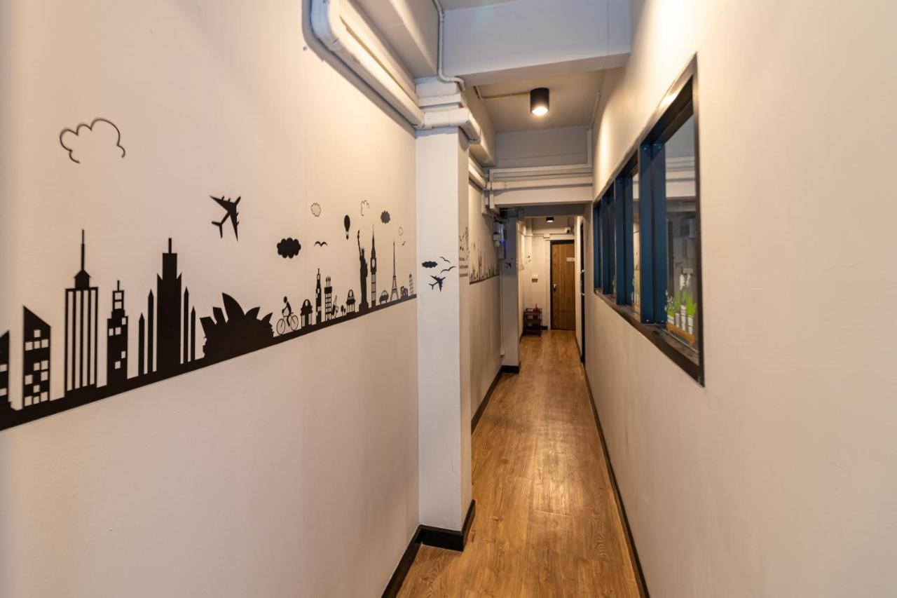 Snoozzze Hostel ใกล้รถไฟฟ้า ย่านบางรัก (Adults Only) Bangkok Exterior foto